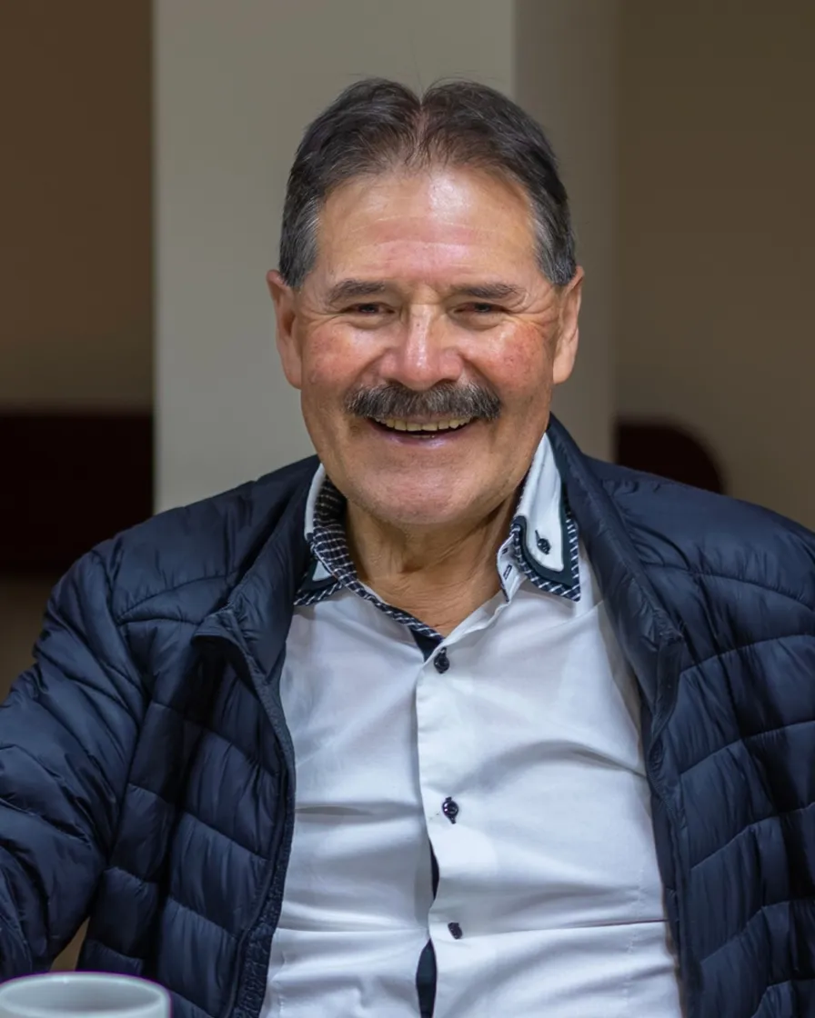 Edwin Gonzalez, Peru Leader